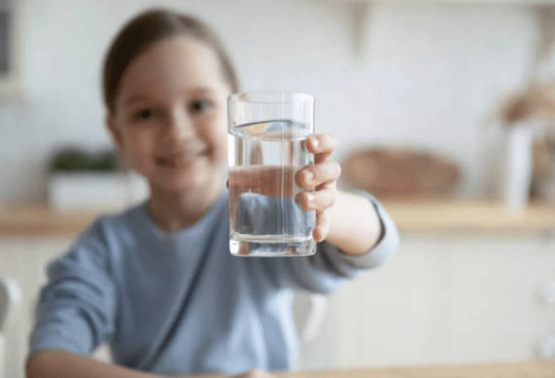 enfant eau pure aquacycle